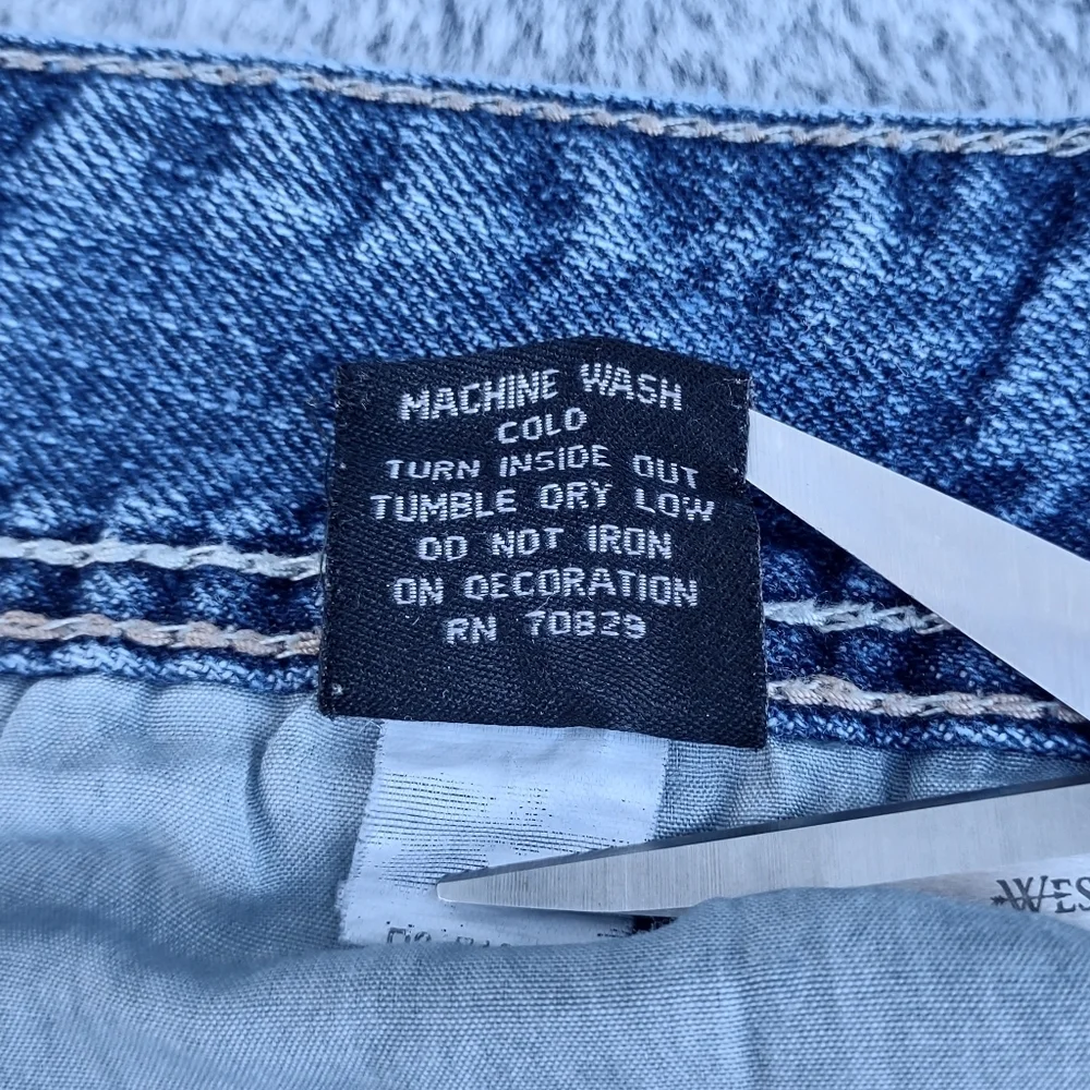 Black Premium Distressed Jeans Medium Wash 34x30 - Picture 7 of 14